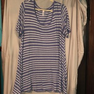 LuLaRoe Perfect Tee